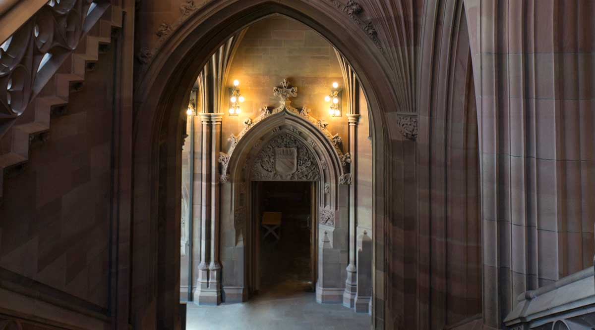 As portas de Hogwarts Legacy guardam mistérios